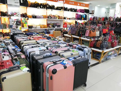 開學季新世紀一站式采購攻略 從箱包到服飾的完美裝備指南